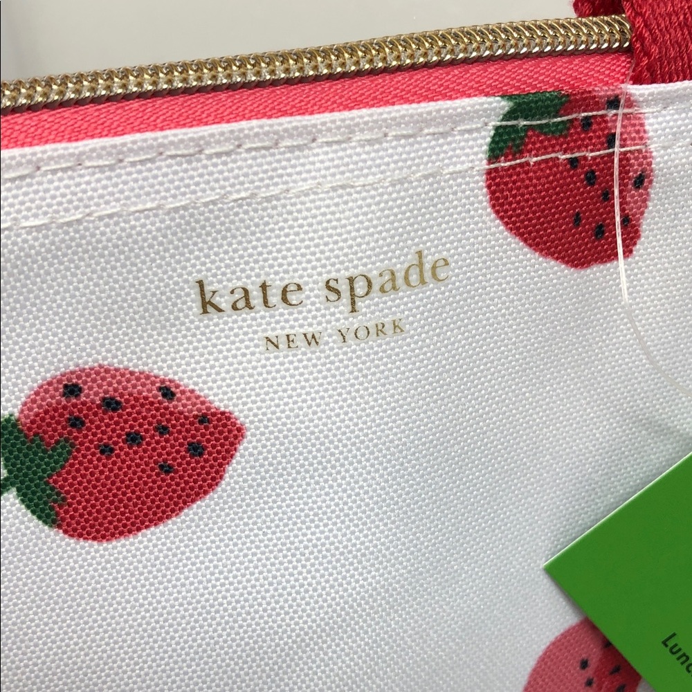 Kate Spade Strawberry Lunch Bag Insulated Zip Top - Picture 6 of 14